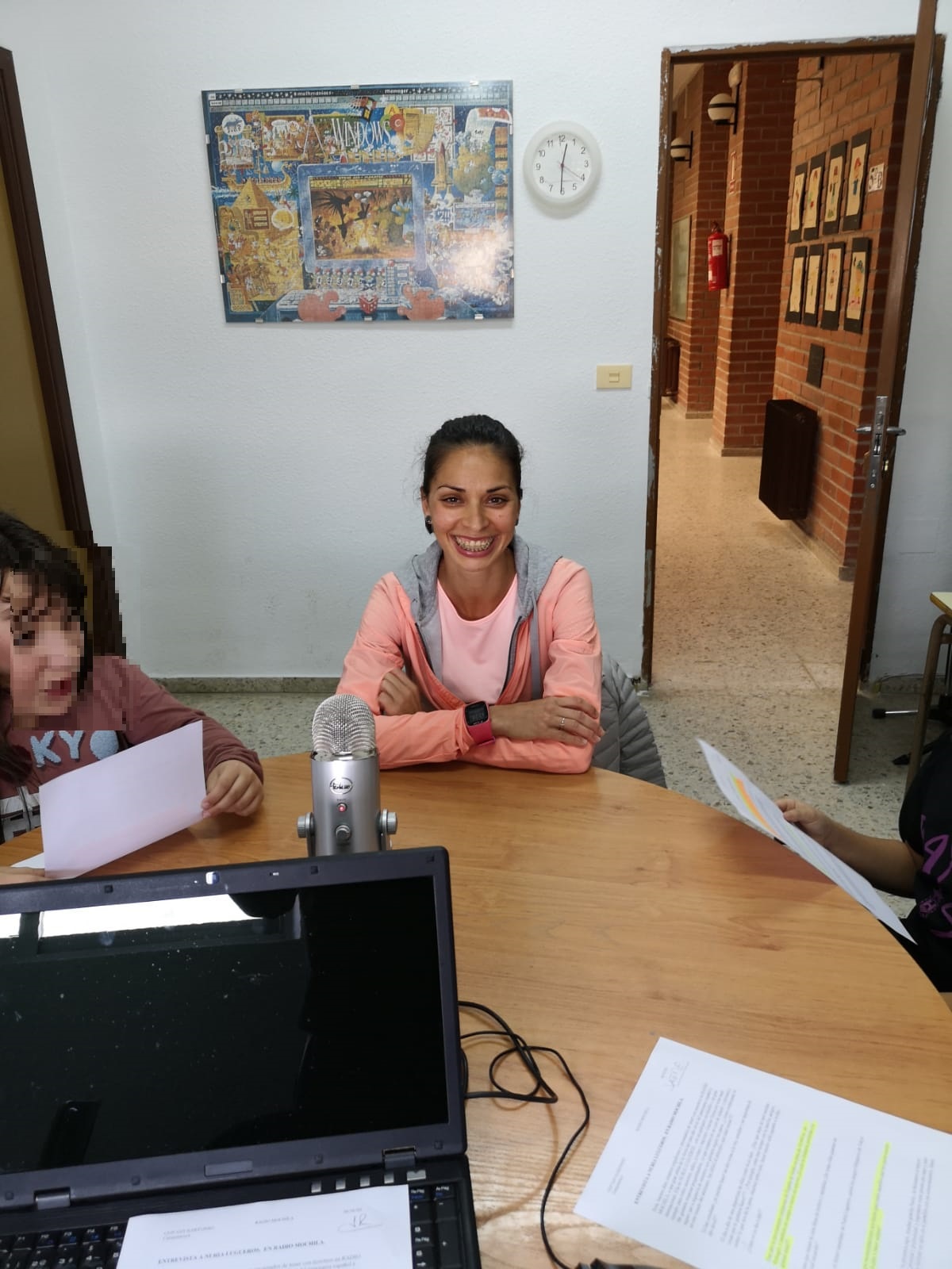 Nuria Lugueros Grabando 1